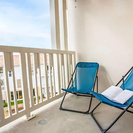 Atlantica-1 By Interhome Apartmán